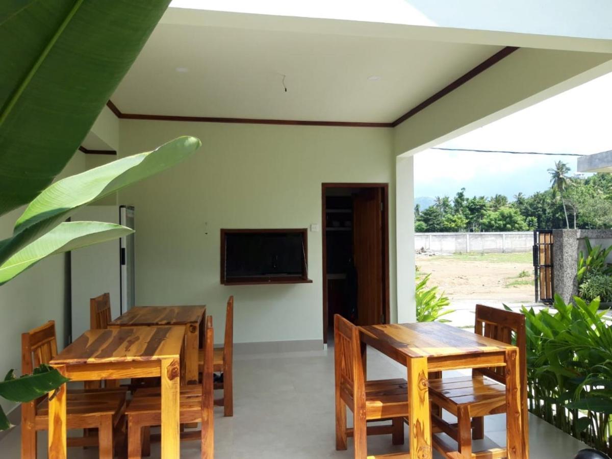 Hotel Kamala à Selong Belanak Extérieur photo