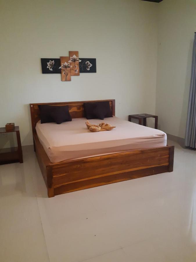 Hotel Kamala à Selong Belanak Extérieur photo
