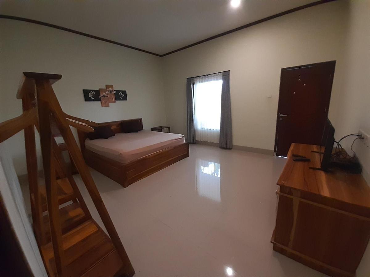 Hotel Kamala à Selong Belanak Extérieur photo